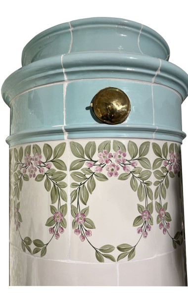 Schwedischer Kachelofen historisch floral